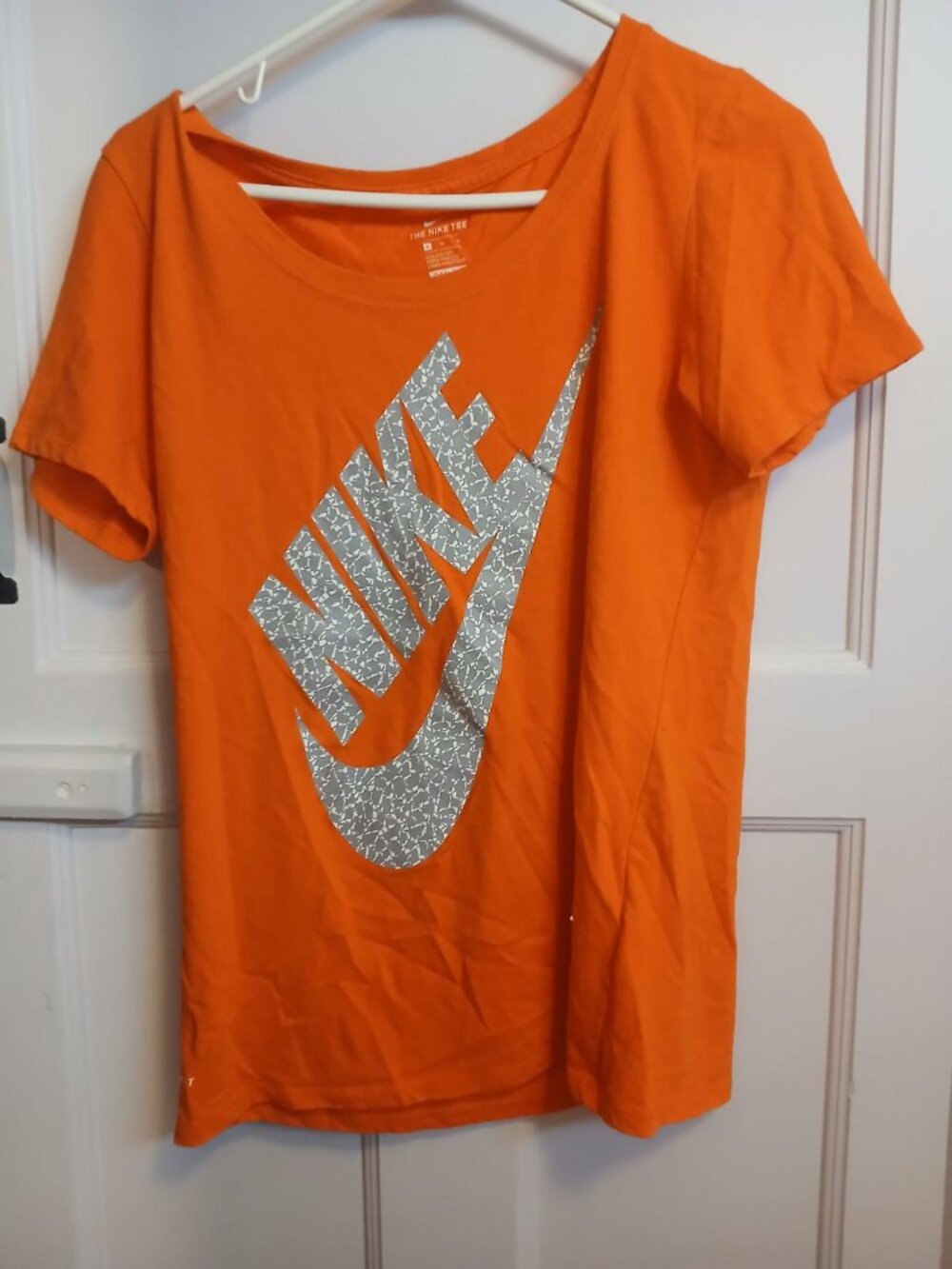 The Nike Tee Womens M Orange Nike Shirt